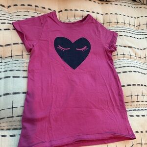 Girl’s Tea t-shirt with girlie heart print - age 10